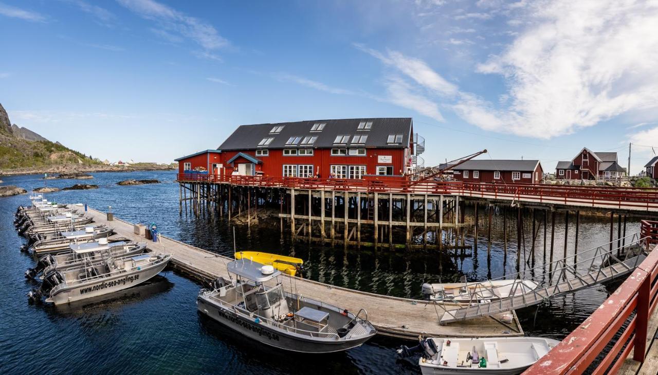 Brygga Restaurant And Rooms Å Exterior foto